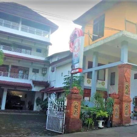 Wisma & Kantin Amanda Mojokerto Kültér fotó